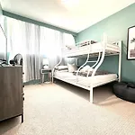 3 Bedrooms With Views Over Kirra!