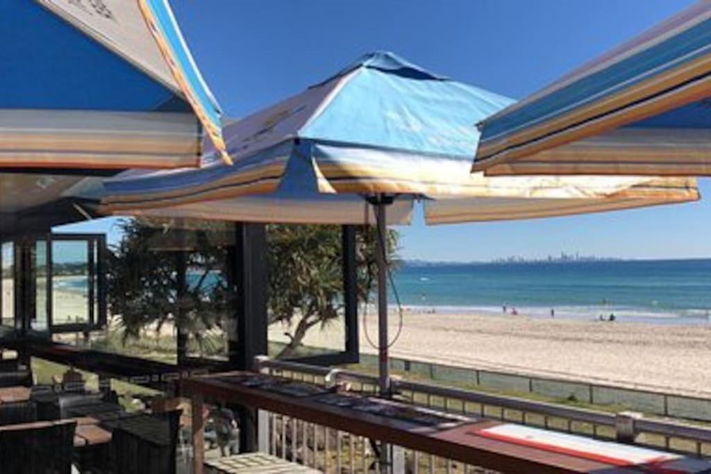 Apartment 3 Bedrooms With Views Over Kirra!